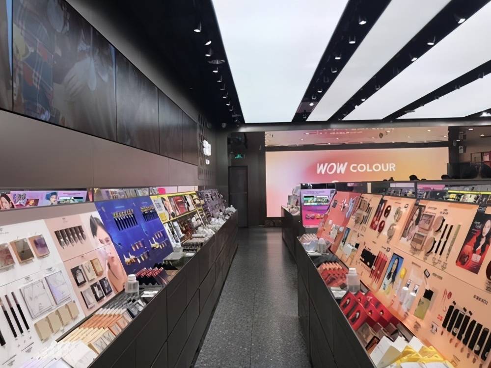 "洋品牌"纷纷倒闭关门,中国品牌崛起的时代到了!_彩妆