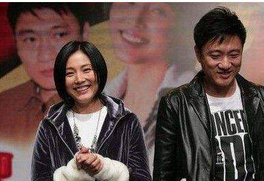 曾拒绝范冰冰追求,出道27年零绯闻,娶护士为妻成人生赢家_韩青