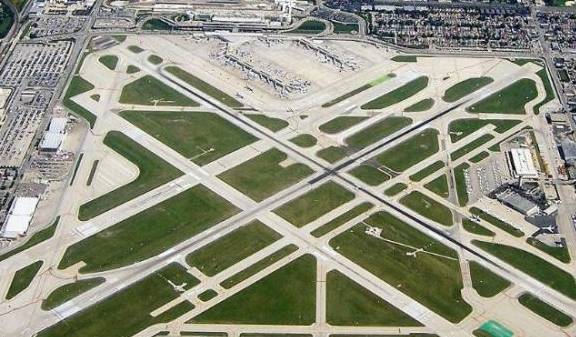 世界“最大”的机场：面积比邻国还大，比北京首都机场大30倍之多