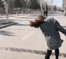 原创
每日一笑:一张图片告诉你妹子自拍背后的真相,真可谓艰辛啊