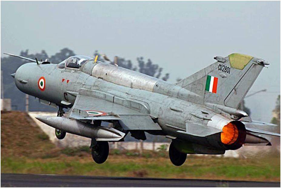 突发 一架野牛战斗机坠毁 今年第二摔 印度坠机悲剧永无止境 米格