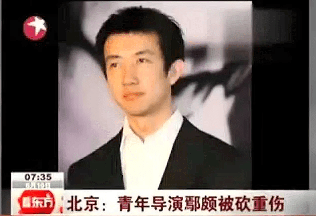 性感女星李小冉依偎在男人怀中引争议！曾被富豪折磨软禁致男友被砍，她情史太坎坷（视频/组图） - 23