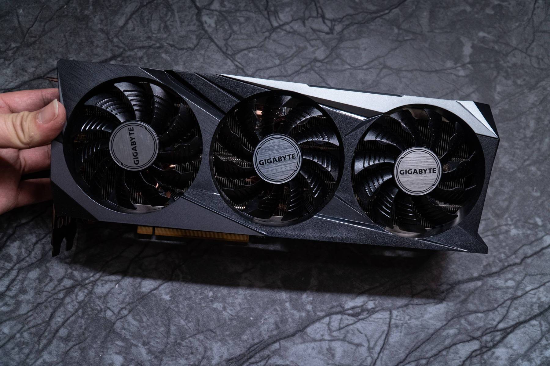 锐龙|无惧R9 5950X！B550M AORUS PRO-P 简测