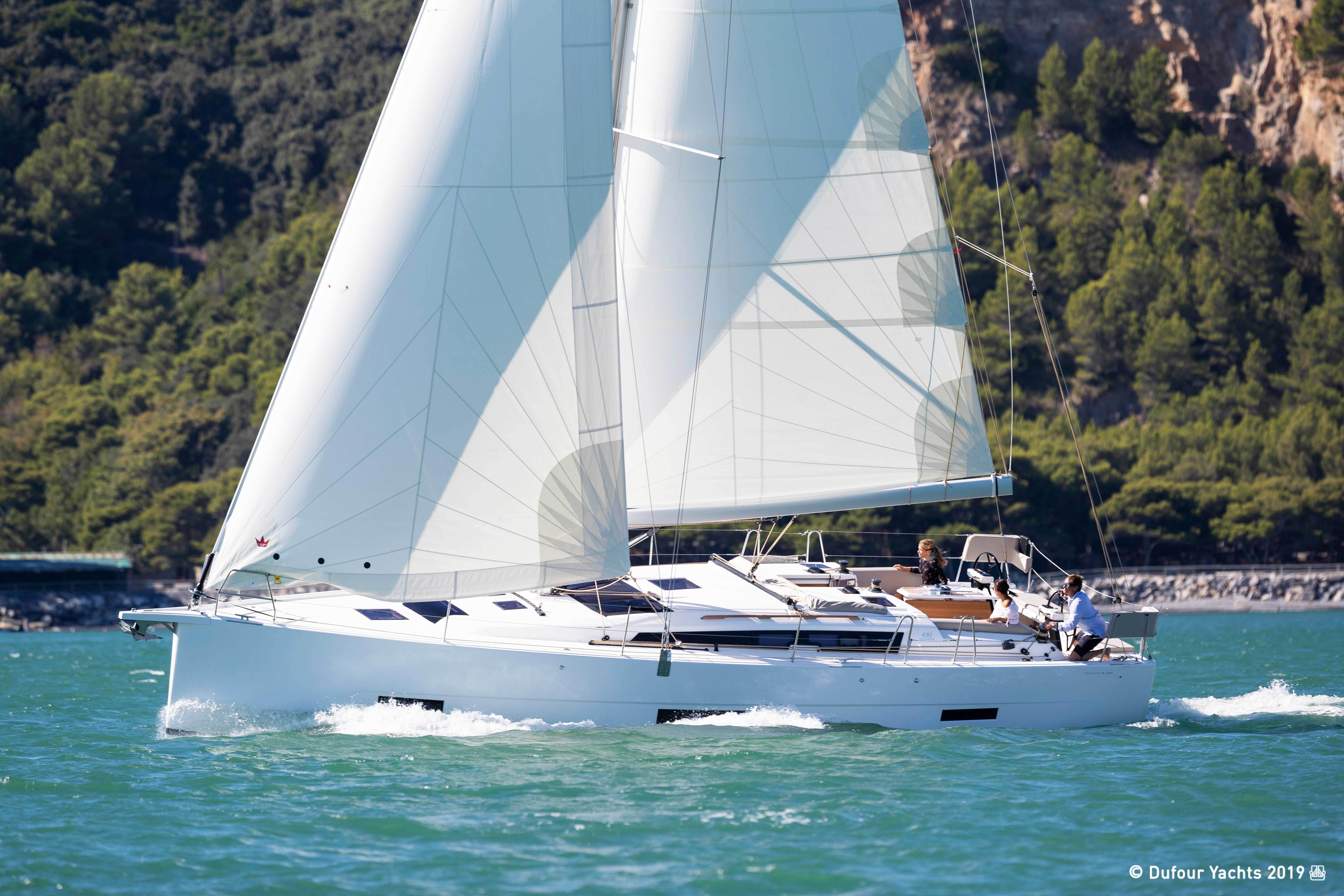 法国丹枫dufour430帆船方寸之间尽享空间美学