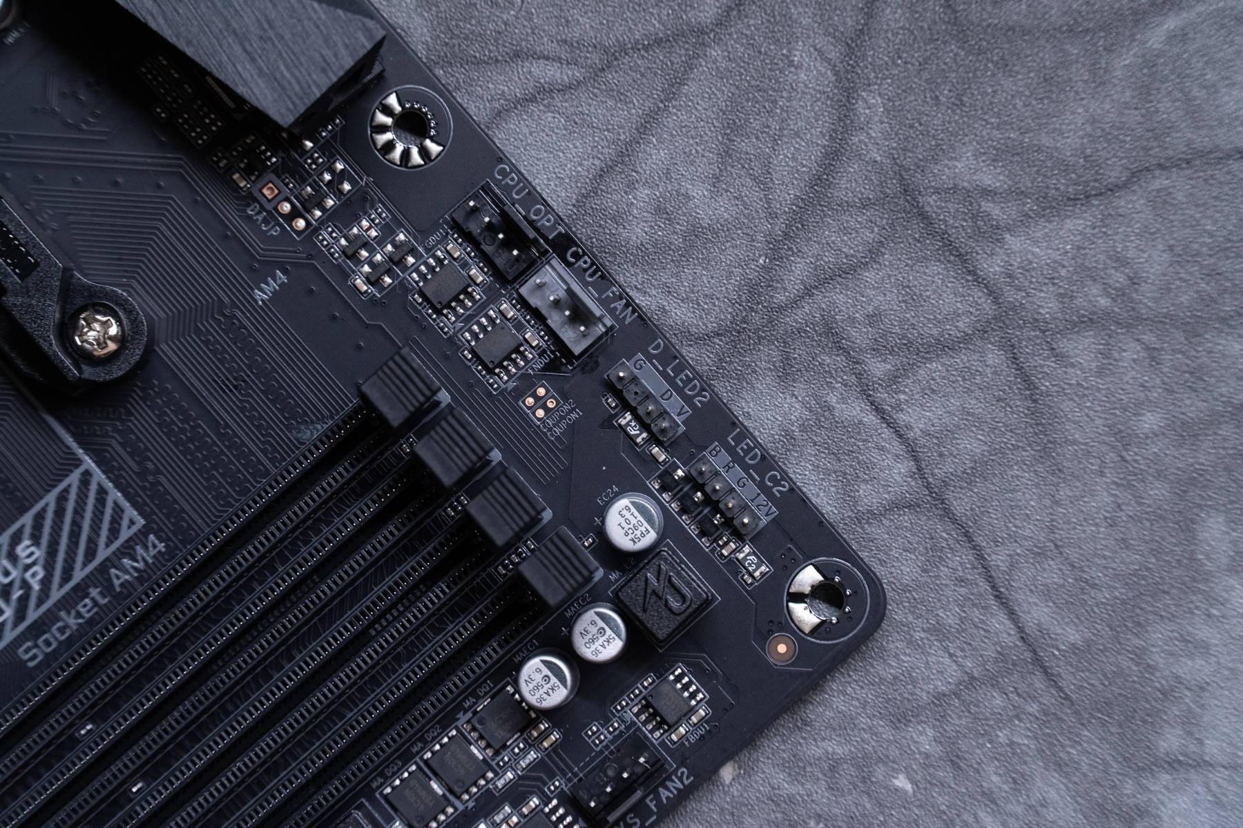 锐龙|无惧R9 5950X！B550M AORUS PRO-P 简测