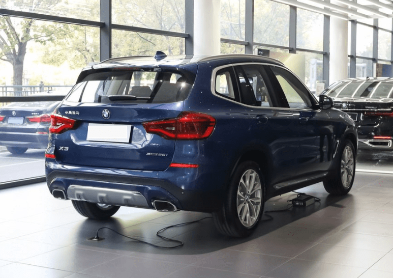 宝马不讲武德豪华suv以价换量直降5万叫好又叫座