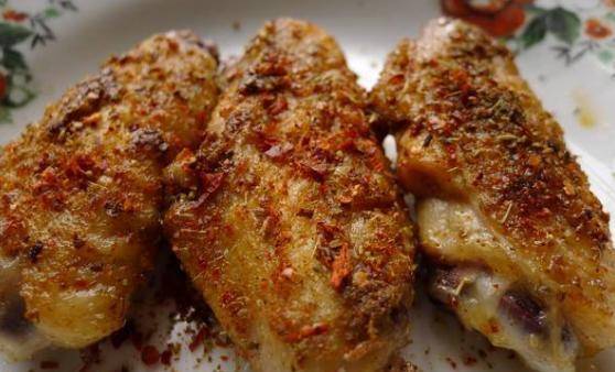 吃夜宵时 少点烧烤的 2荤2素 老板偷着乐 恨不得你多买 培根