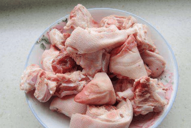 猪脚怎么煲才软烂 79f82d22a29247bebbeb3c5ce7cb6ed3.png