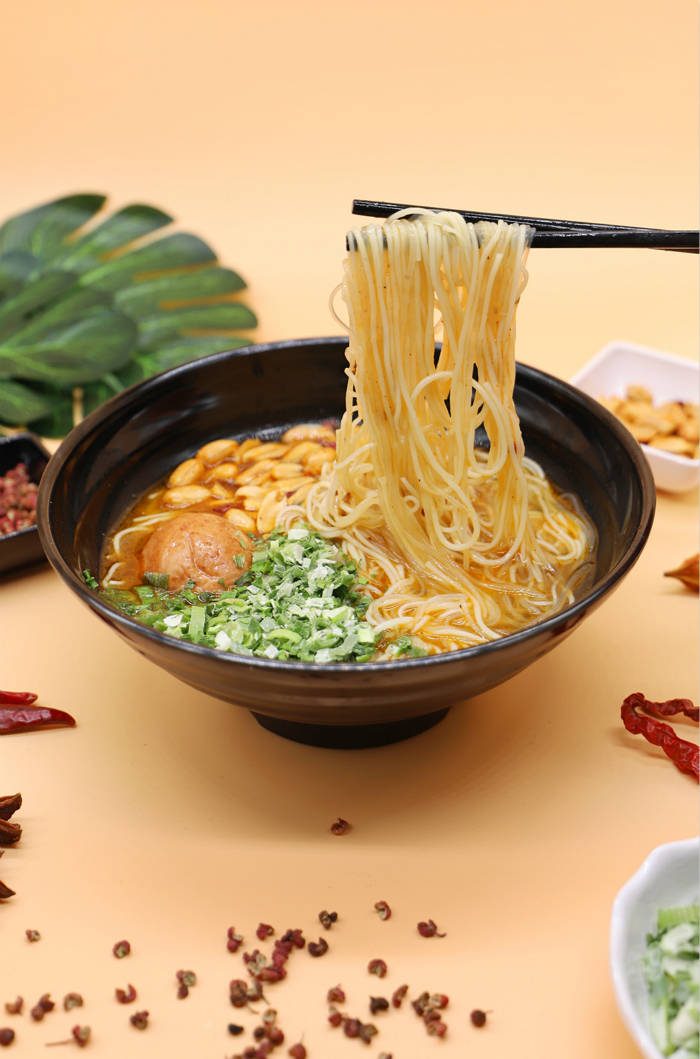 虎纹面打开了我对方便面的新认知