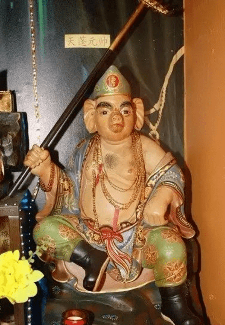 拜关公、食阁佛龛、存钱挑日子……新加坡传承风水比中国还玄乎~_搜狐网