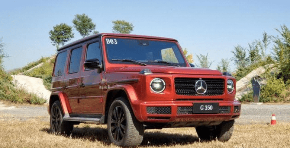 奔驰大g这种百万级硬派越野车上,实在让人理解不了,以至于在g350上市
