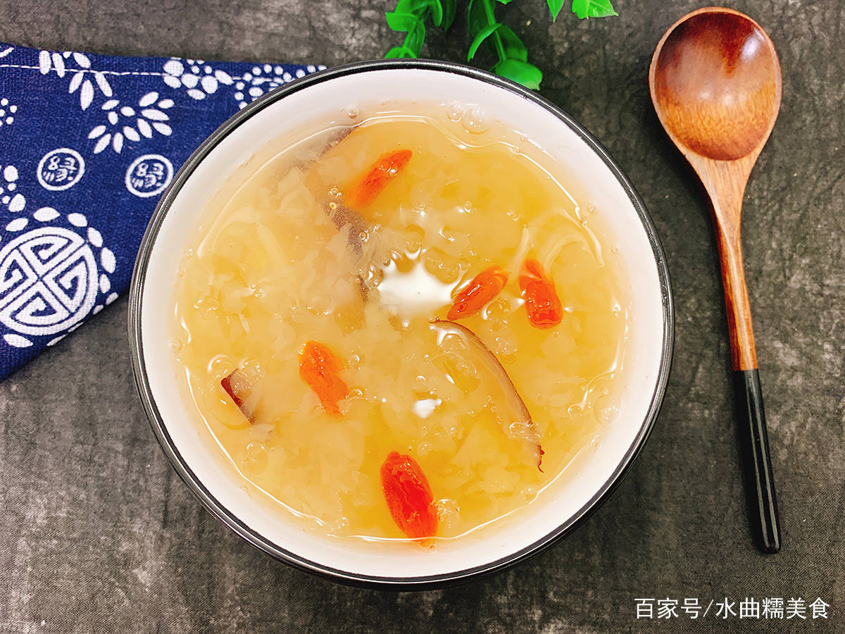 煮银耳汤用什么锅煮 53565b22709f499cbe65594ccd4b1163.jpeg