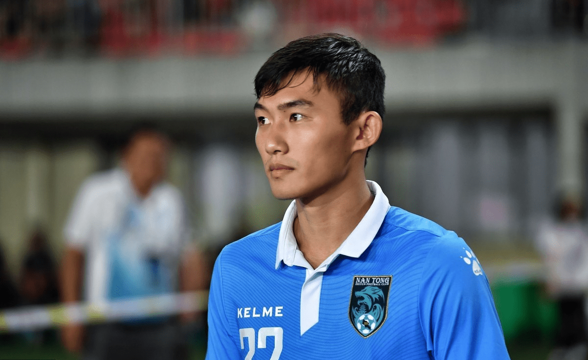 签下鲁能黄金一代队长,确定两名外援_吾提库尔