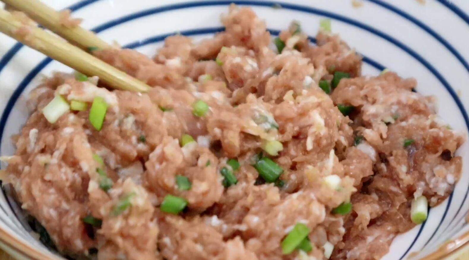 做肉饼怎么去腥 fab6e025492342efabacdd1708e6ea64.jpeg