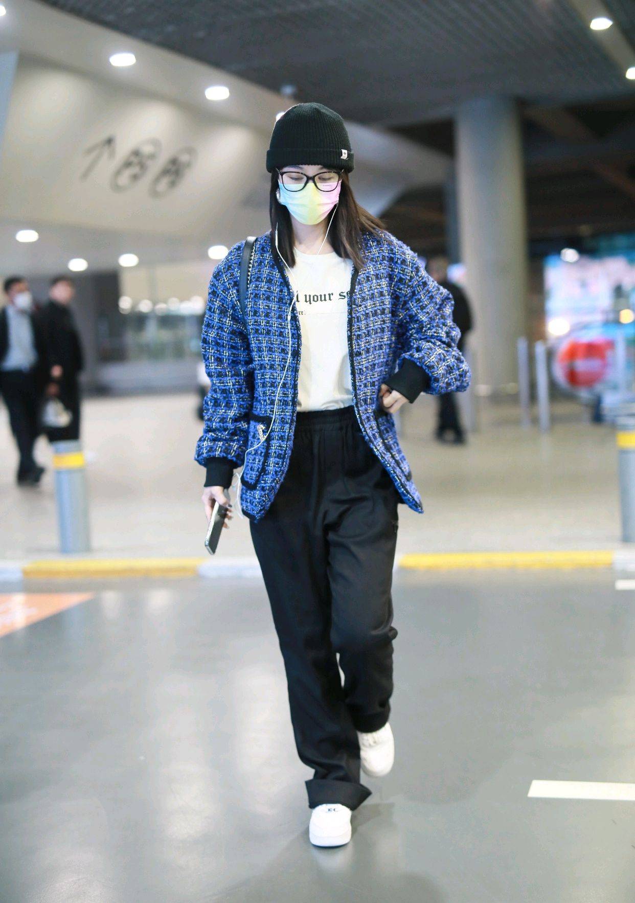 李菲儿私服怎么搭_李菲儿性感图片