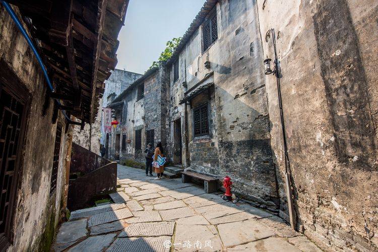 湖南最冷门的两座古城，比凤凰更古朴原始，知道的游客并不多