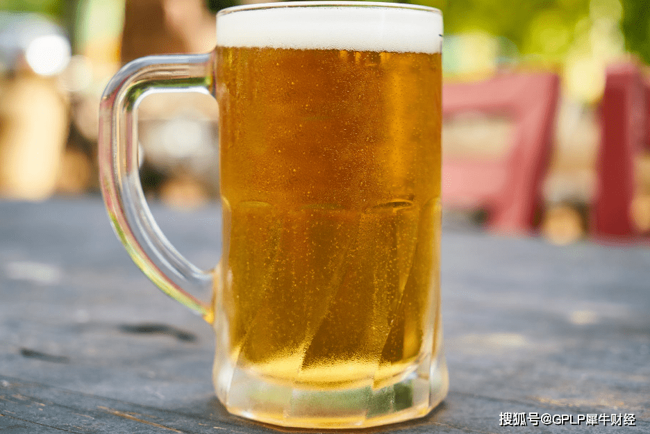 华润啤酒全年收入下降 进击高端市场营销费用上