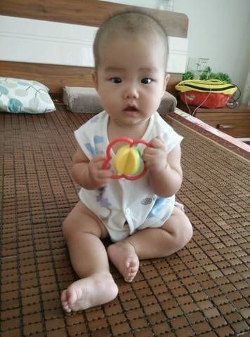 几个月宝宝会出疹子 6b22bb5fccfc4b668e106ef10069e934.jpeg