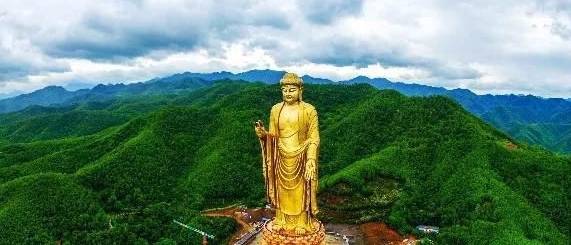 中国最高的大佛，曾请108位高僧开光，如今为何无人问津？