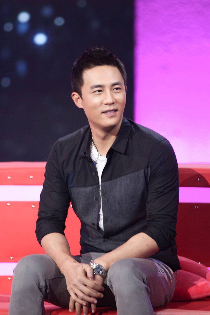 杜志国儿子杜淳领证结婚我流泪了