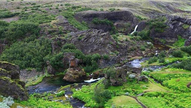 122米高落差瀑布，冰岛！天堂跌落人间的一滴泪