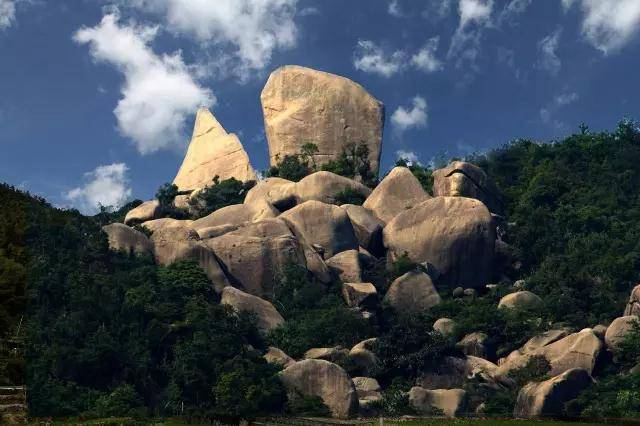 【浦城风光】巨型垒石洞群——浦城浮盖山