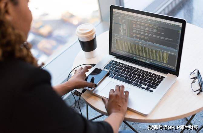 爱点击2020年亏损扩至1490万美元 已连