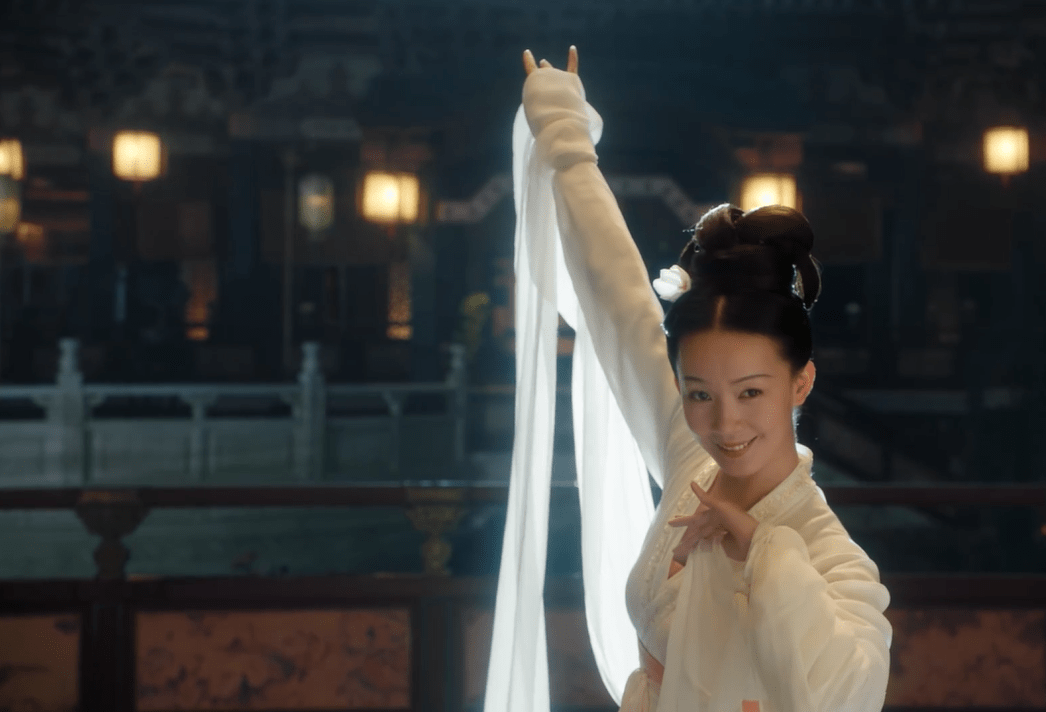 而且出神入化的舞曲,让李婉儿如天仙般降落人间