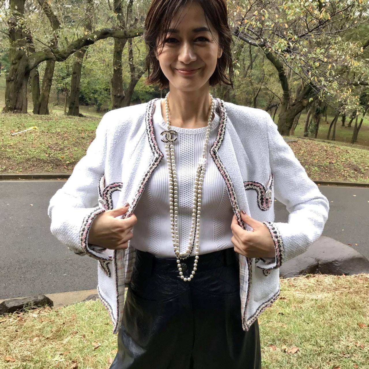 原创如何提高穿衣眼光一个思维4个要点52岁日本模特亲自示范