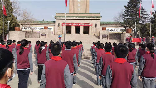 下东营小学门口图片