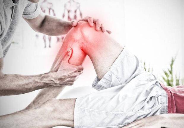 膝关节经常发出响动,或是暗示身体骨关节出问题了,及时检查_活动