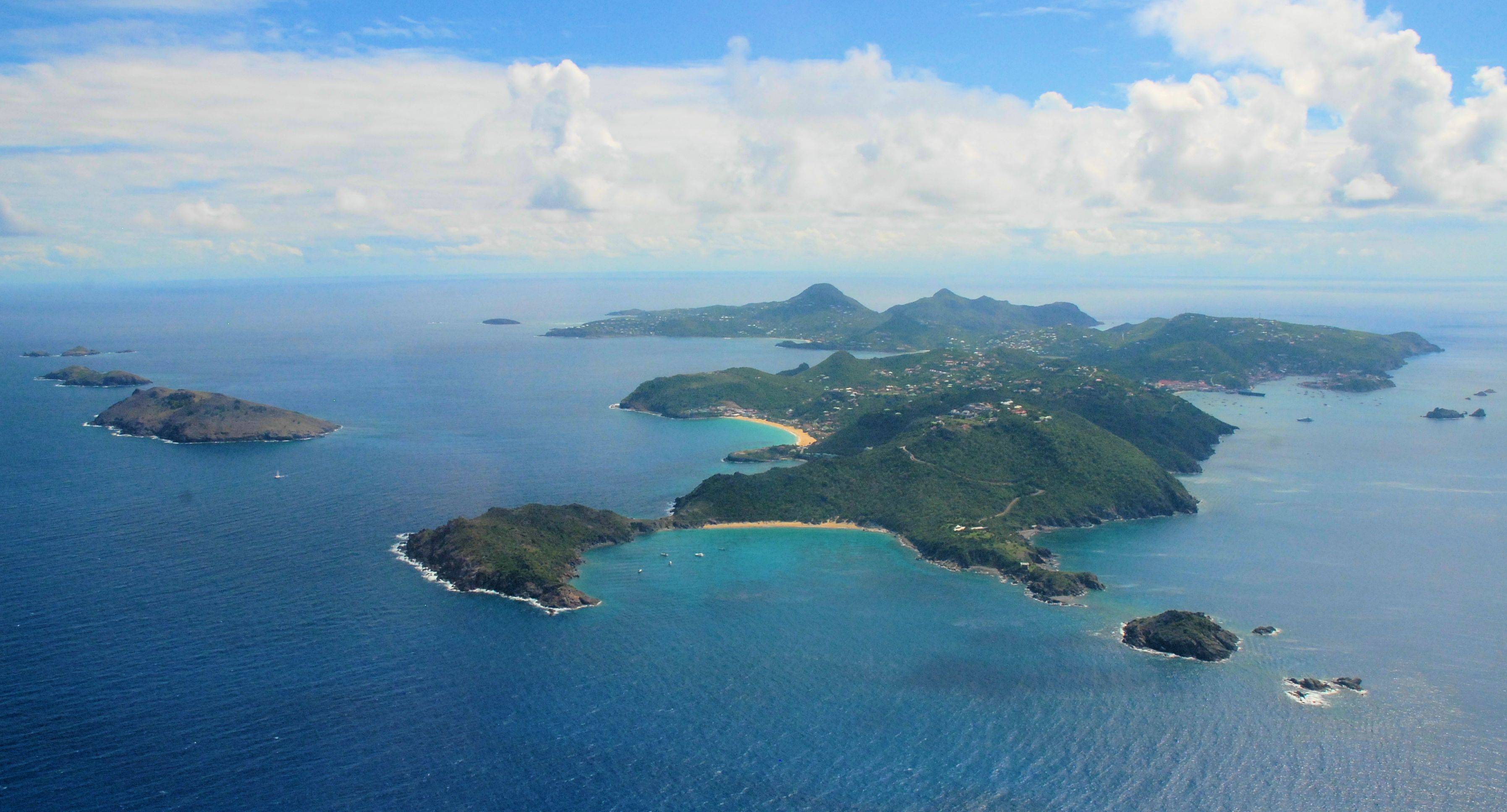 法国在加勒比海还占有哪些岛屿？