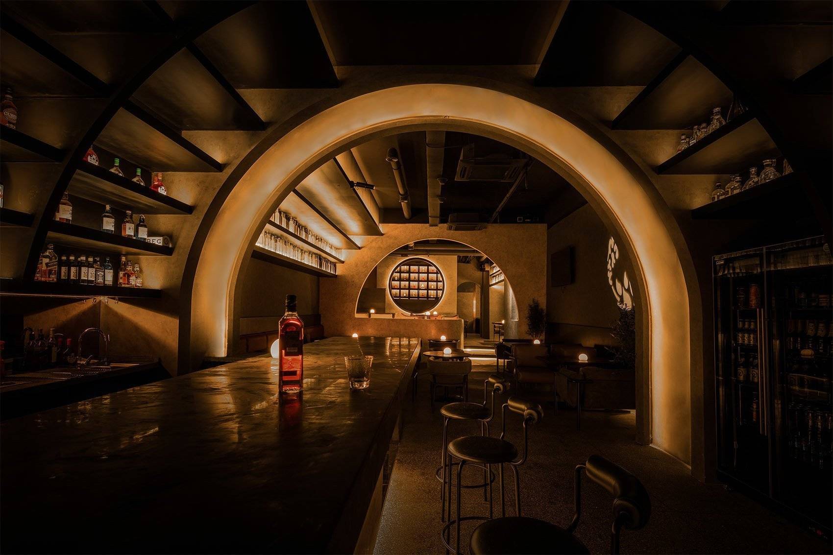 黑卡设计-酒吧会所设计装修需要注意的问题