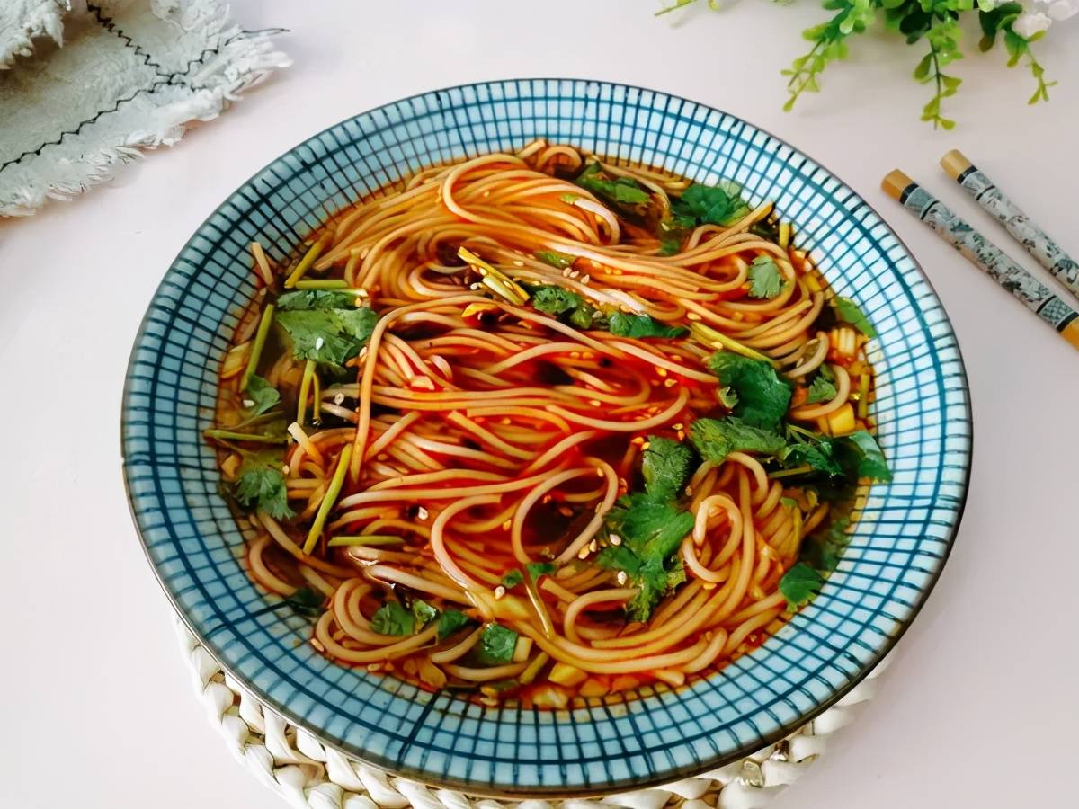 懒人早餐- 酸汤面