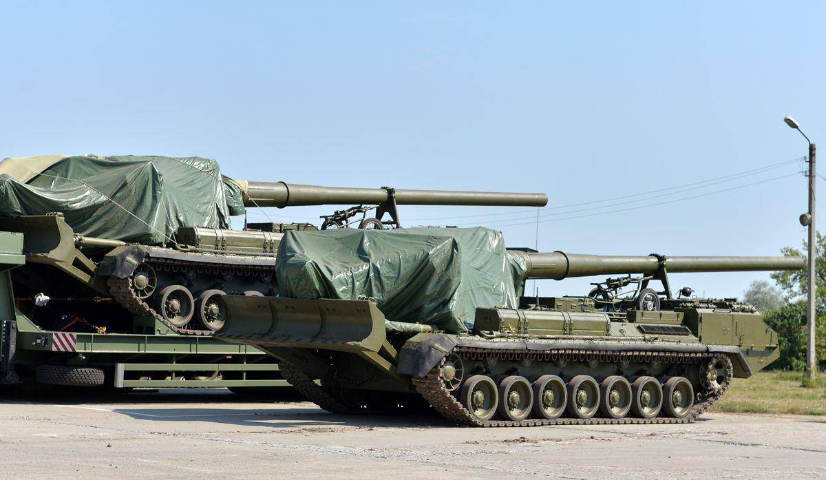 原创乌俄同时向顿巴斯增兵谁都不想先打第一枪美国还在煽风点火