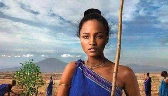 非洲最''霸 气''女酋长，掌管58个村落，全部落男 人是 她的