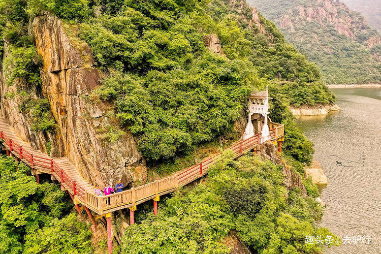 世界上最早的人工车道，全长249公里途径悬崖峭壁，已有千年历史