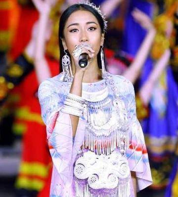 中国好声音第一季吉克隽逸不要怕 f272280bdd5b42859e86e4d1d46ea56b.jpeg