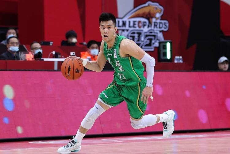 原创辽宁双喜临门郭艾伦喜讯传来第一控卫即将回归一招回应耐克