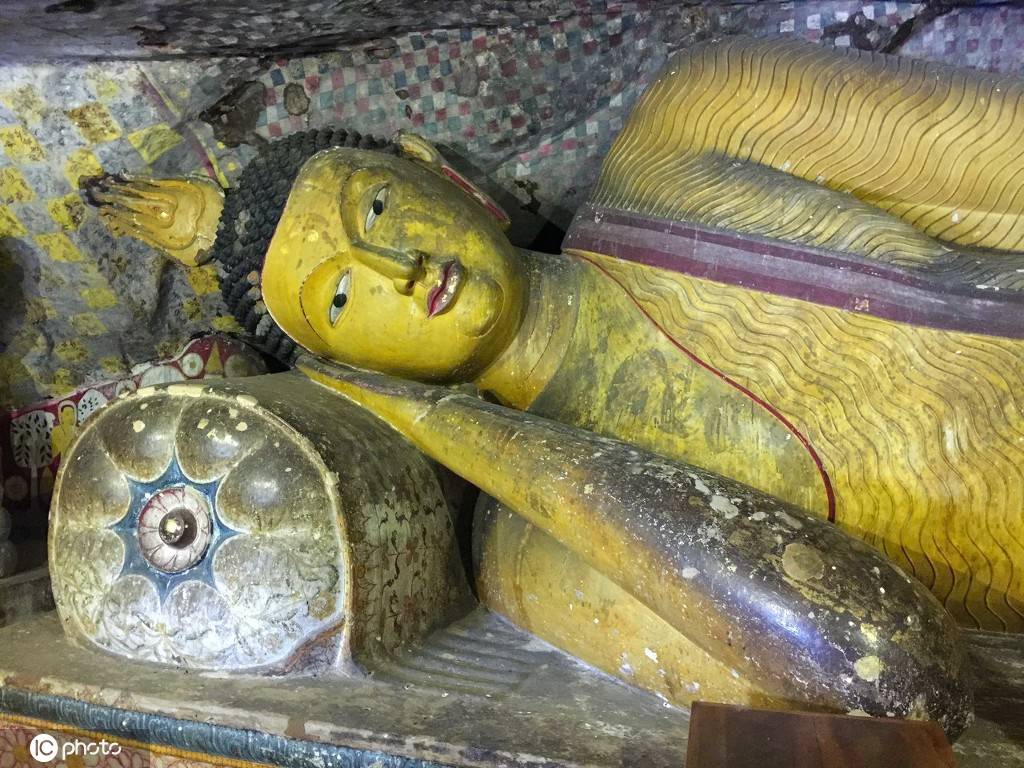 斯里兰卡丹布勒石窟寺壁画精美绝伦-搜狐大视野-搜狐新闻