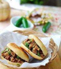 怎么做肉夹馍烧饼好吃 f1820ab3504541baa138cd90cfbd5009.jpeg