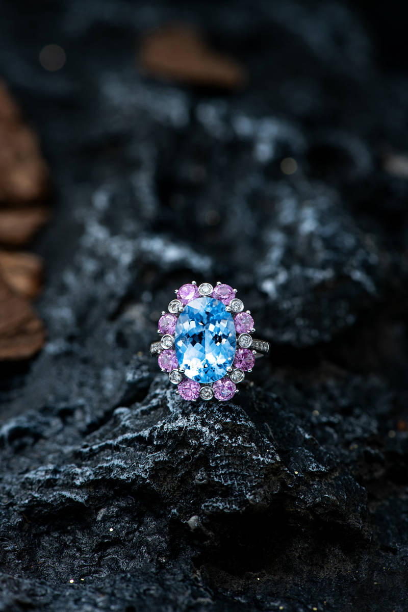 流光溢彩的海蓝宝