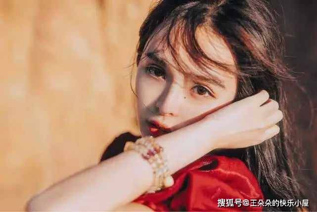 梦回情殇，解析梦见男朋友不要我，转而喜欢上别的女人的深层心理含义