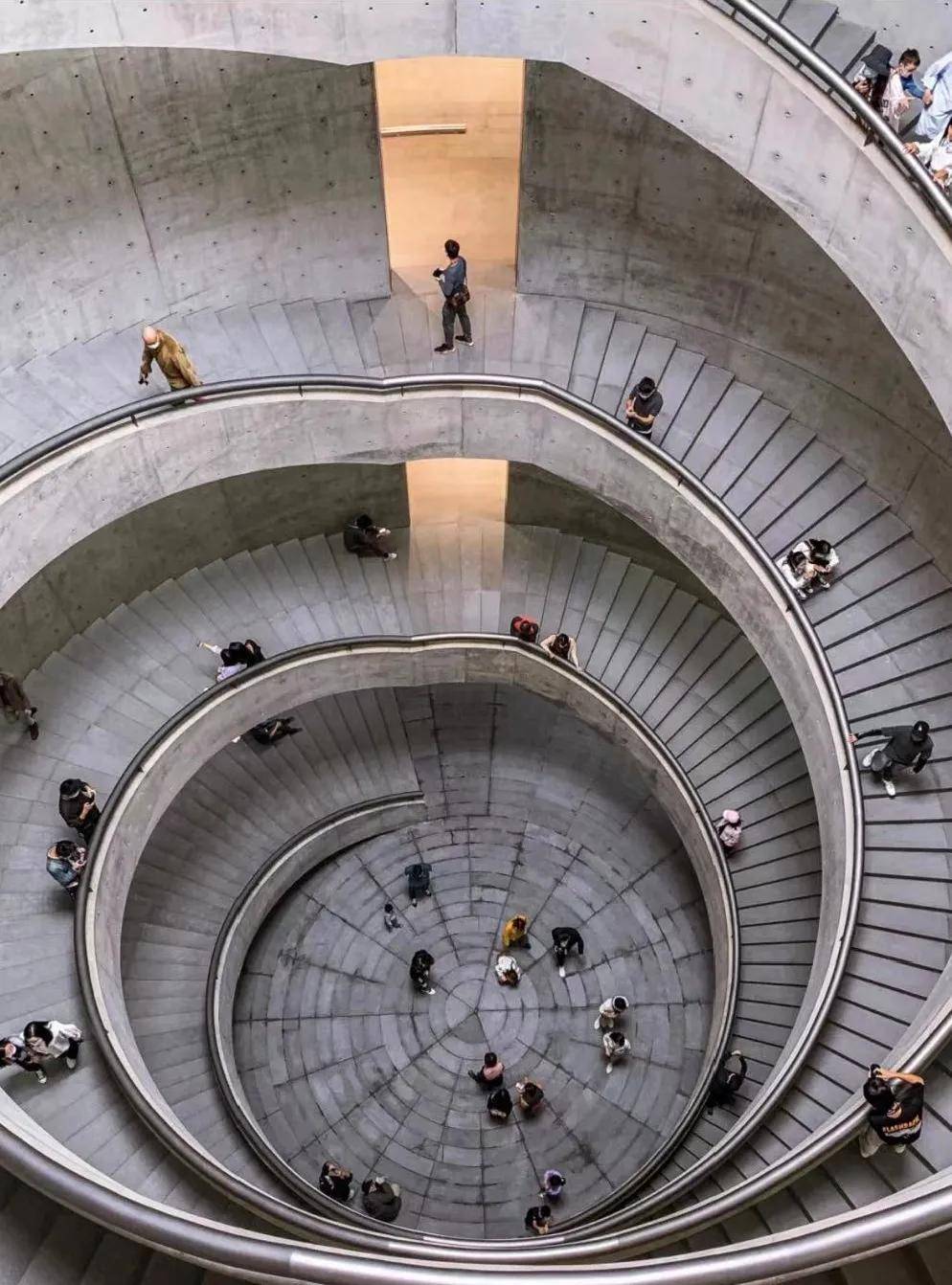世界级建筑大师安藤忠雄双展空降中国更有日本首家w正式开业