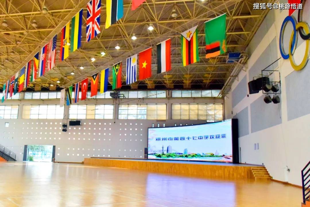 体育馆进入检录区检录区进入考场引领员根据指令从体育馆带考生到达