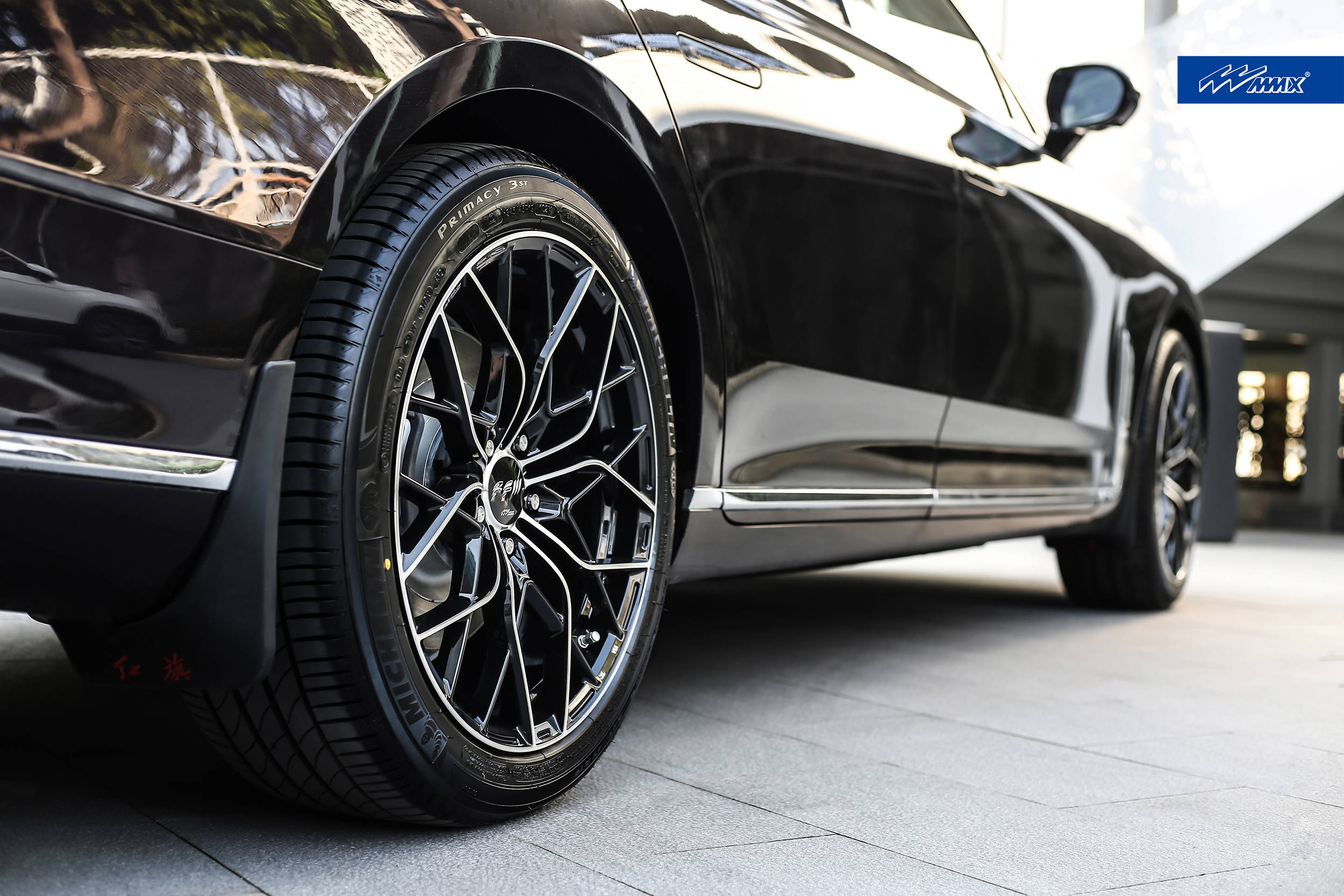 中国版的劳斯莱斯红旗h9轻奢改装mmx轮毂