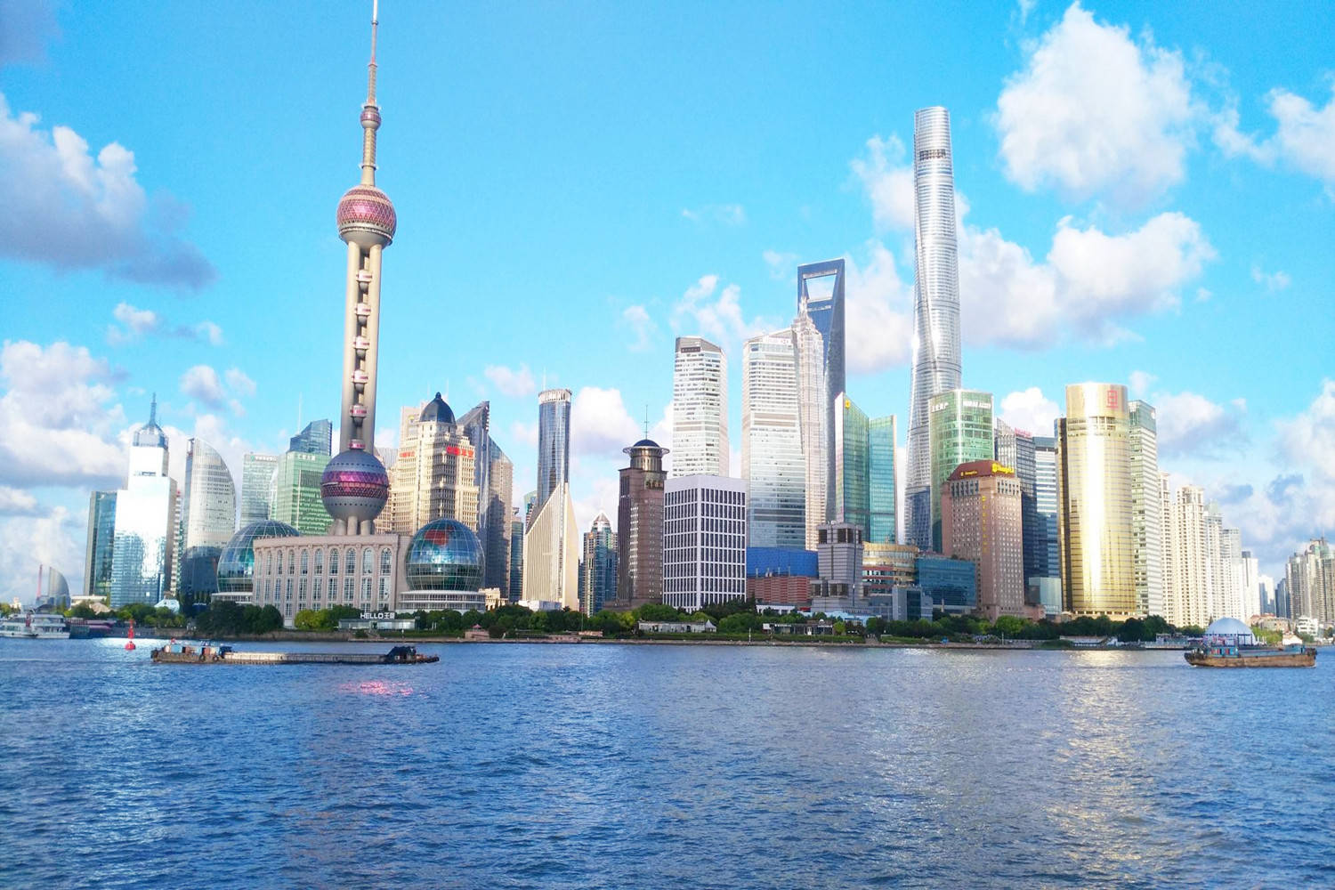 上海好玩的地方有哪些适合年轻人,这四个地方深受年轻人喜爱_外滩