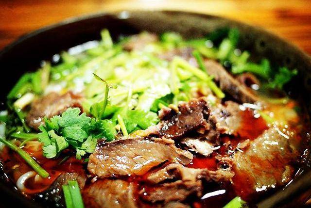 自己怎么做牛肉粉 2d85d86114bf4fd4b59e09922e42ac1a.jpeg