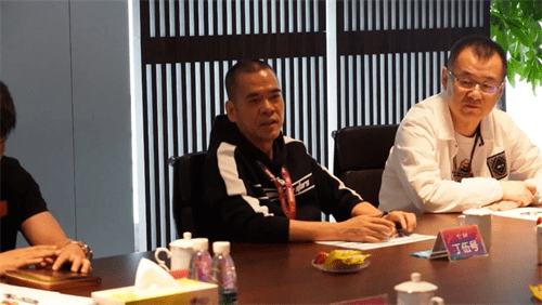 安踏集团零售总裁王华友特步集团董事长丁水波乔丹集团董事长丁国雄