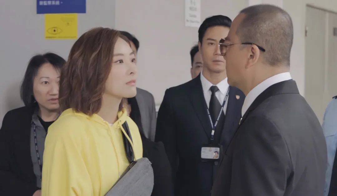 原创tvb新剧《伙记办大事》开播,看完第一集感觉如何?